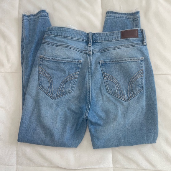 Hollister high rise skinny crop jeans - Picture 2 of 2